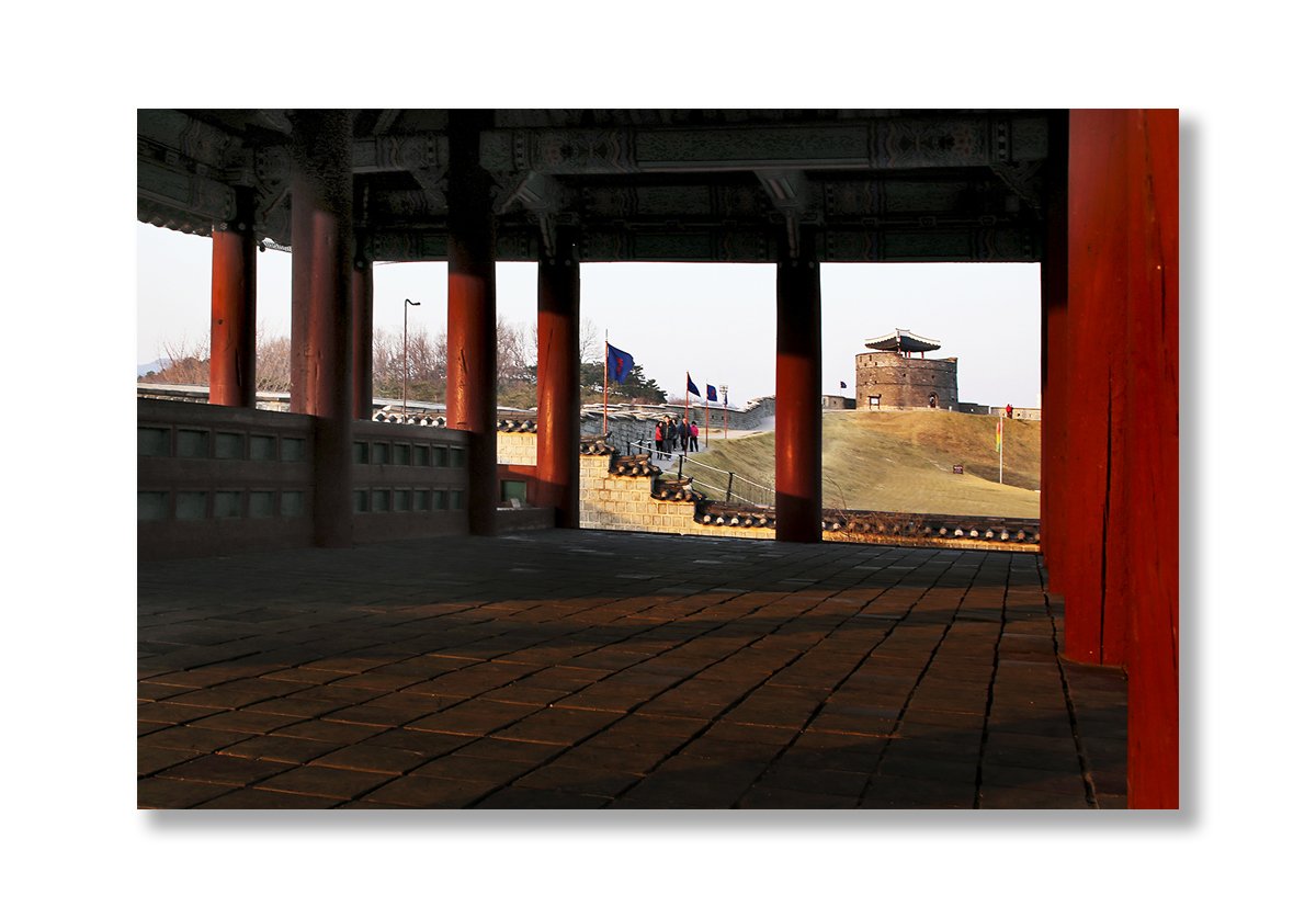 2.수원화성공심돈-1.jpg : 연무대에서 바라본 동북공심돈