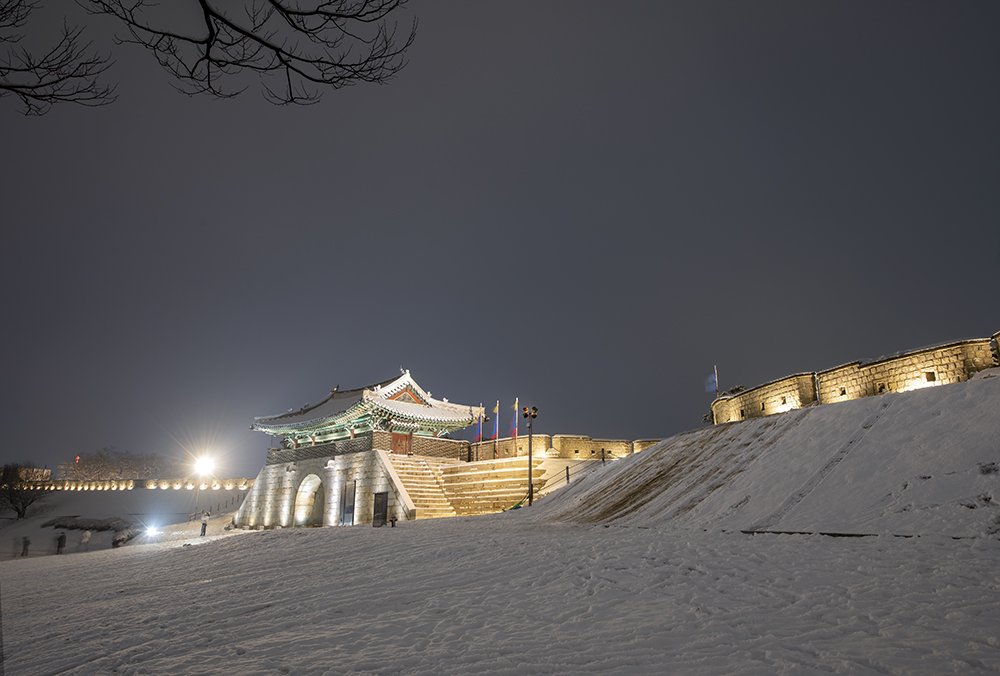 LMJ_9384-.jpg : 창용문(동문)