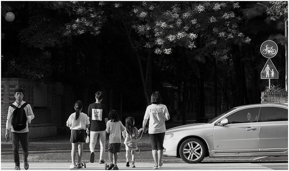 CE3A7376-1B&amp;W resize.jpg : 동네 풍경