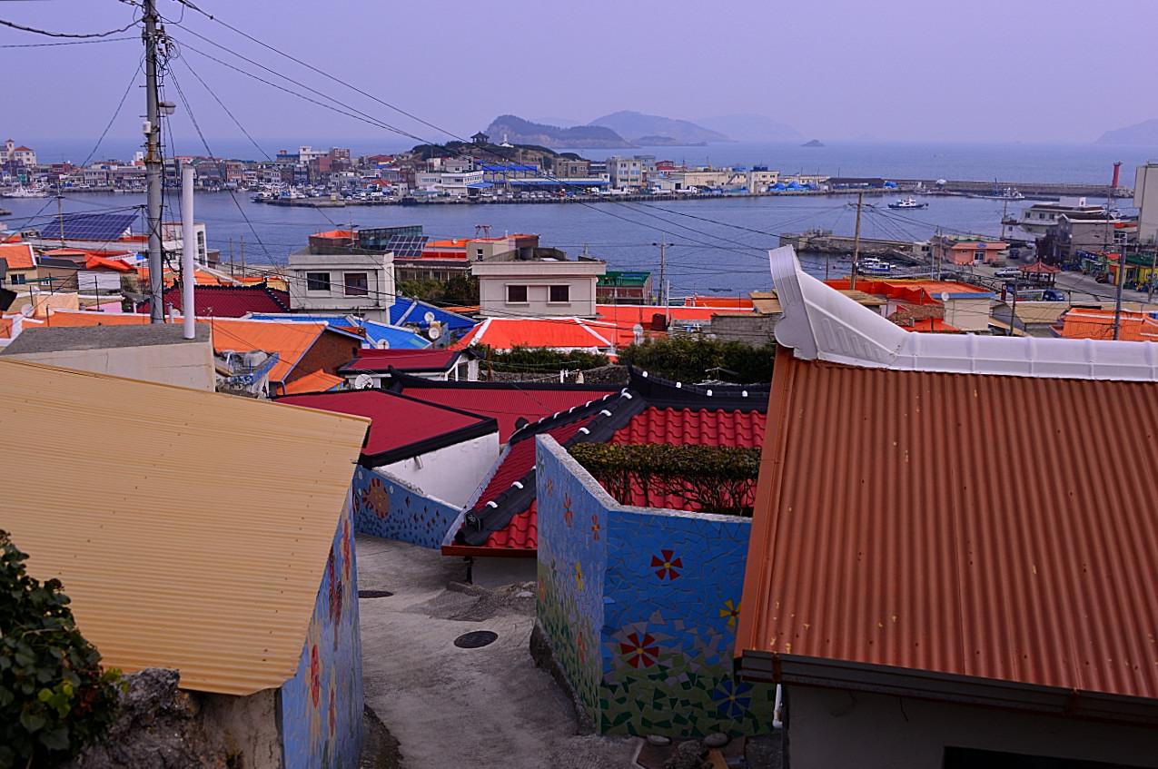 BandPhoto_7853412866.jpg : 추자도 골목길