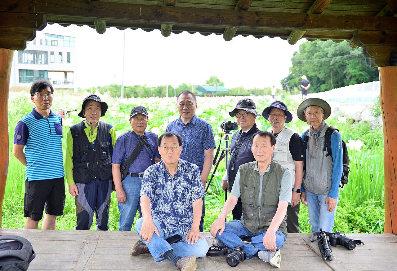 _DSC9710.jpg : 2023년 7월 정모 인증 단체사진입니다 _DSC9710.jpg : 2023년 7월 정모 인증 단체사진입니다