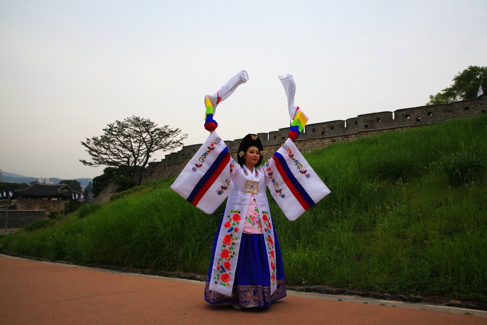 IMG_7920.JPG : 화성과 모델