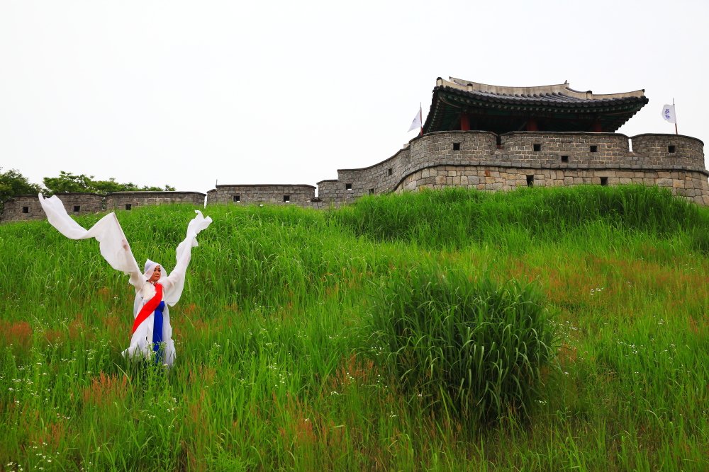 IMG_7598.JPG : 화성과 모델