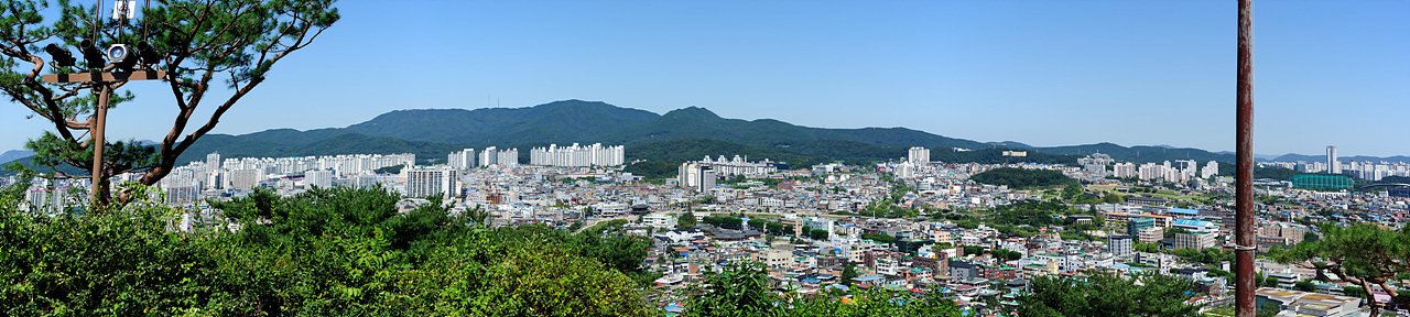 DSC_1520_stitch.jpg : 서장대에서 바라본 수원시내 파노라마