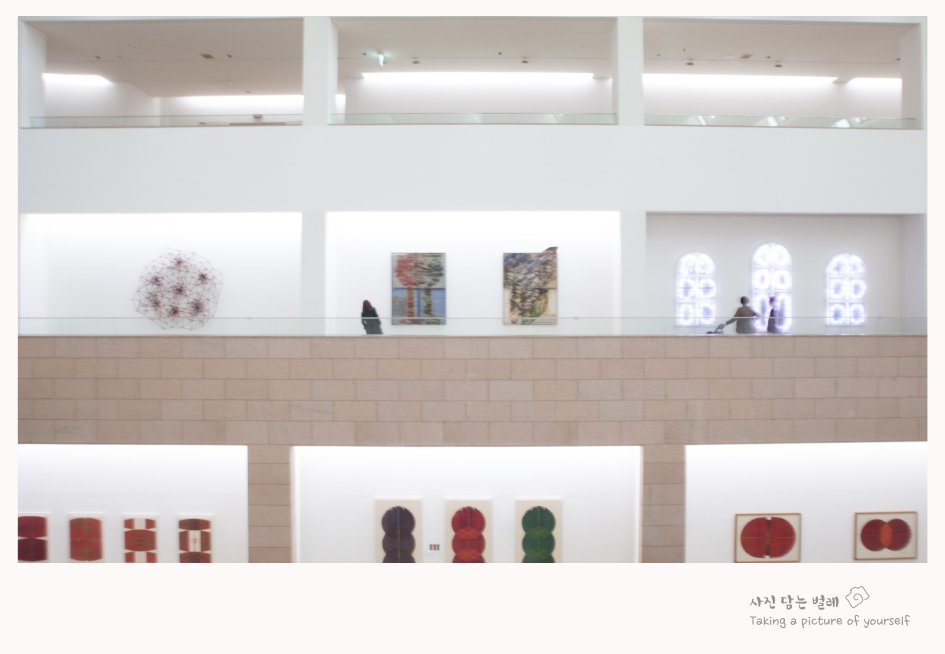 CE3A7687-1 frame resize.jpg : 미술관에서